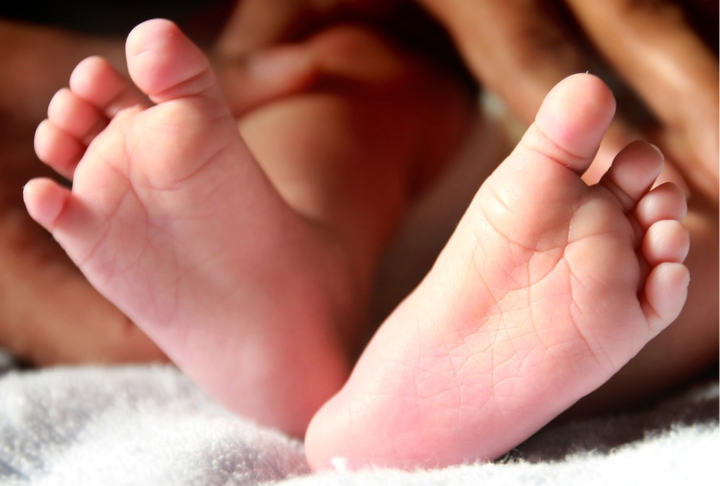 How Do Babies Feet Develop?